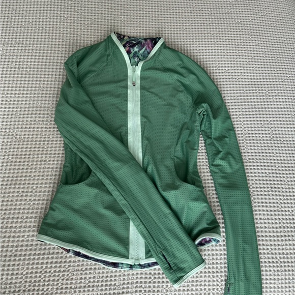 Lululemon reversible matching set - Picture 6 of 12